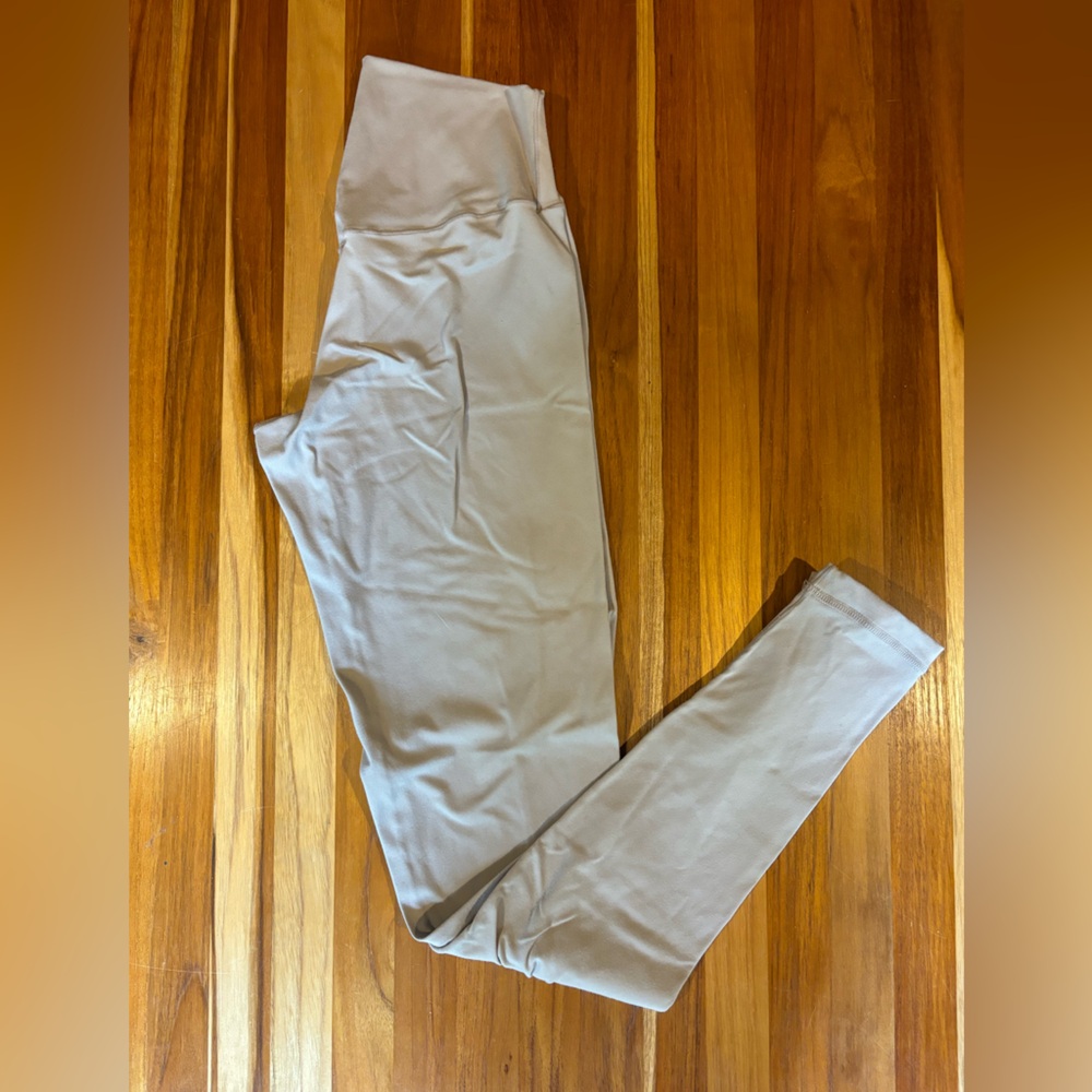 Ultra Flirt S Leggings Beige Like-New Condition